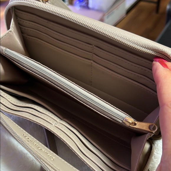 Save the Girls Taupe Crossbody Bag-EUC - Picture 6 of 6